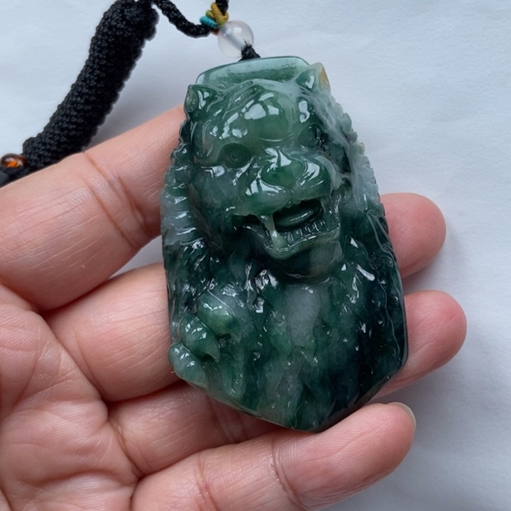 翡翠未镶嵌颈饰缅甸翡翠