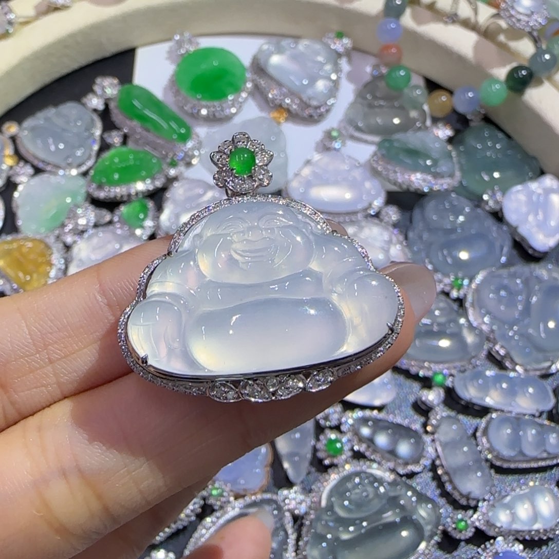 翡翠18K金镶嵌颈饰精品