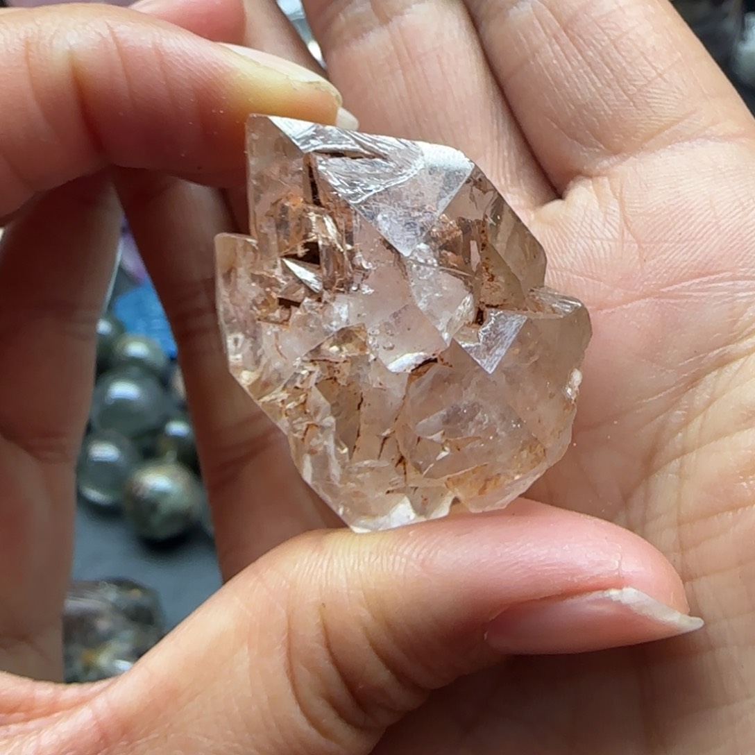 水晶水晶摆件48未镶嵌