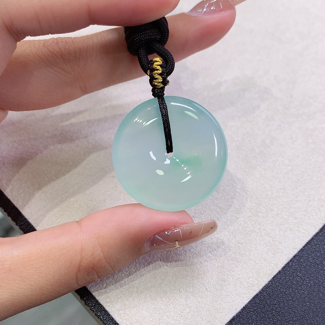 翡翠未镶嵌吊坠(不含链)28.8-6.3