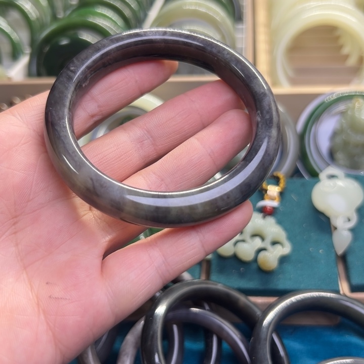 和田玉手镯未镶嵌59.4圈围紫001