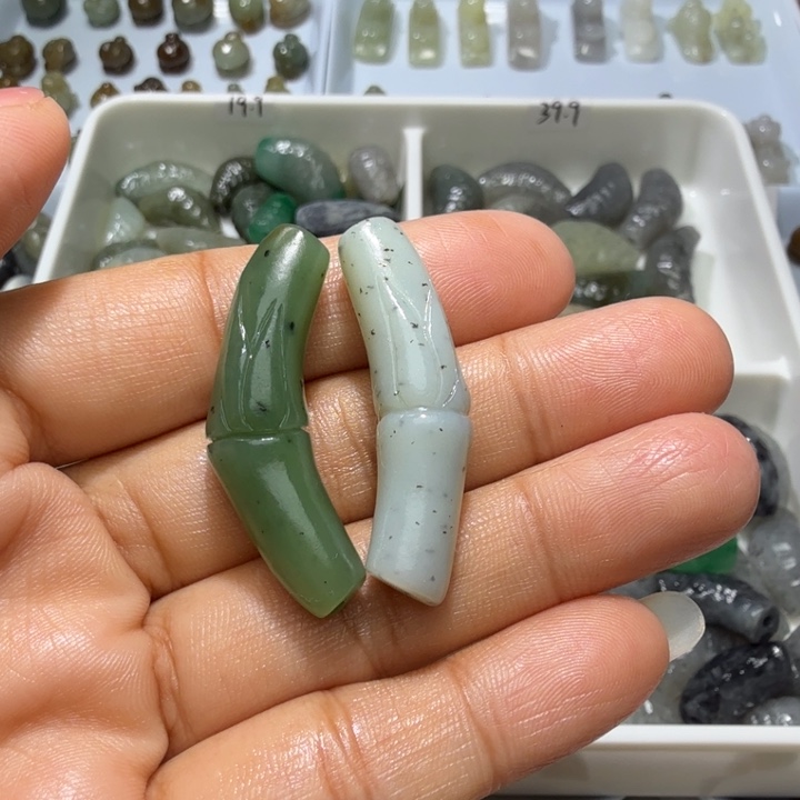 小***_和田玉未镶嵌珠宝奇石