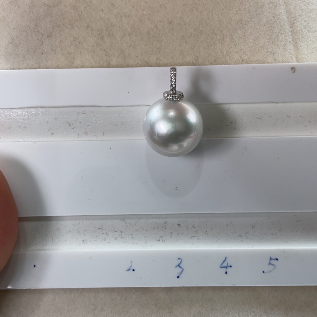 吊坠(不含链)18K金镶嵌海水珍珠蓝雪澳白15-16m m