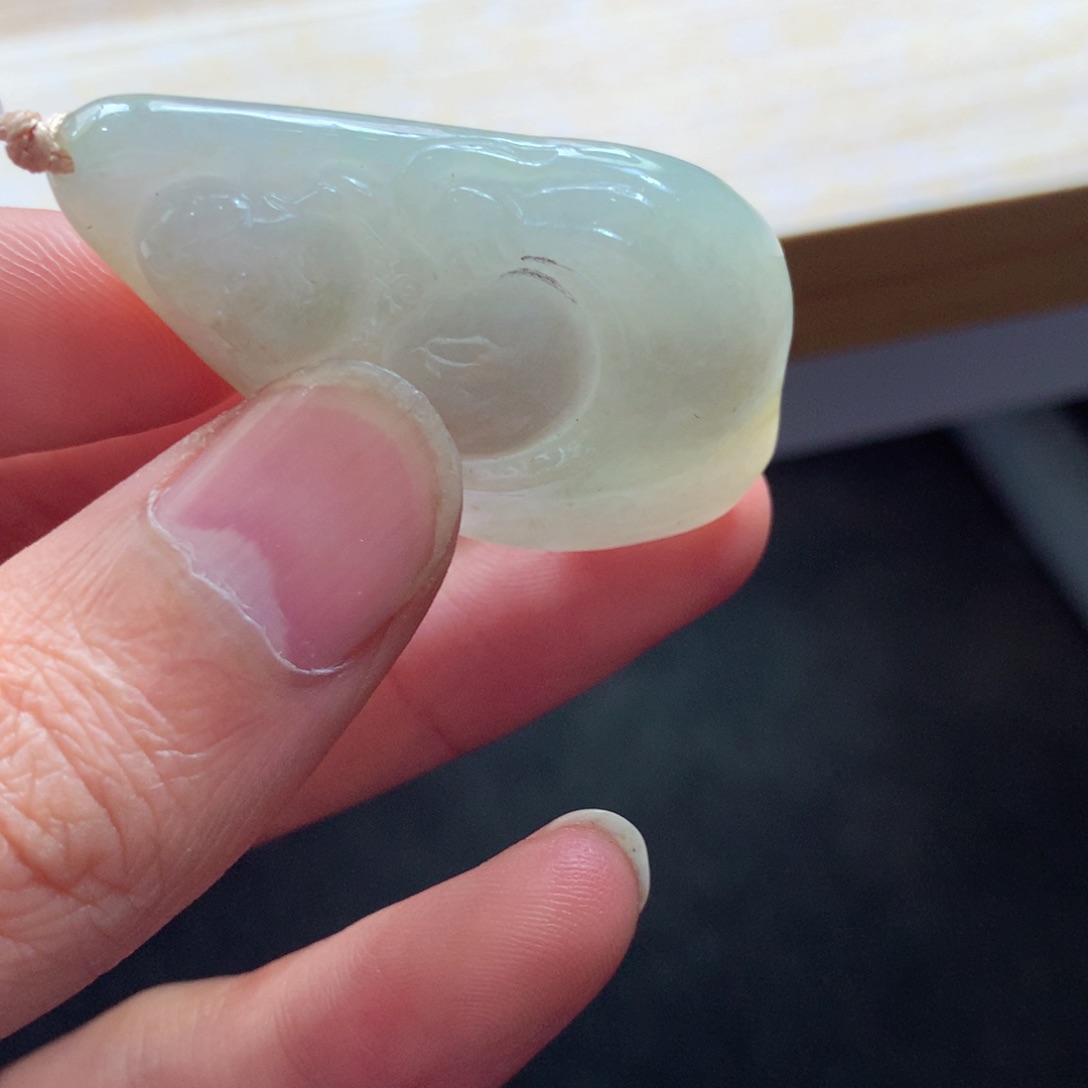 翡翠未镶嵌颈饰吊坠