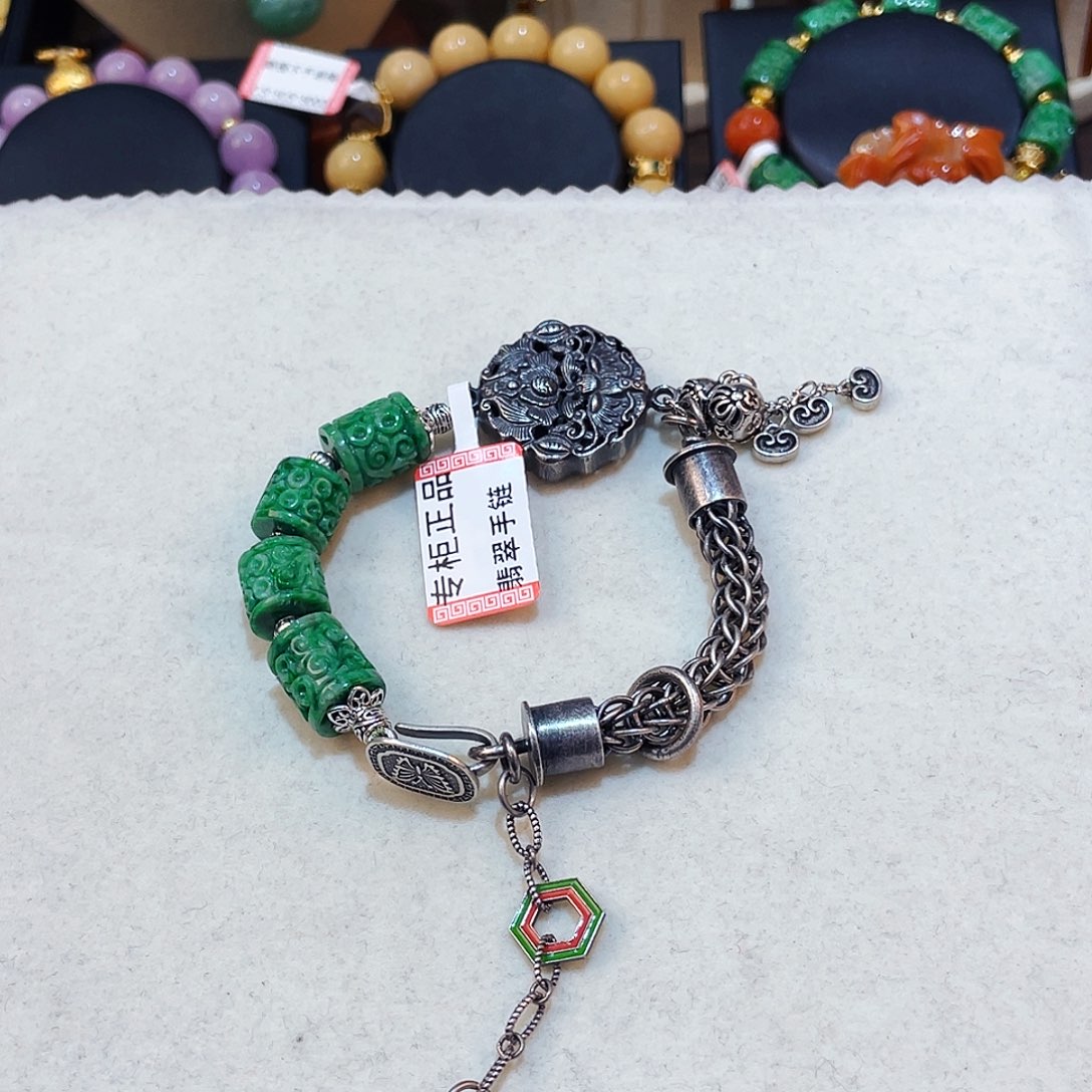 翡翠手链未镶嵌手链