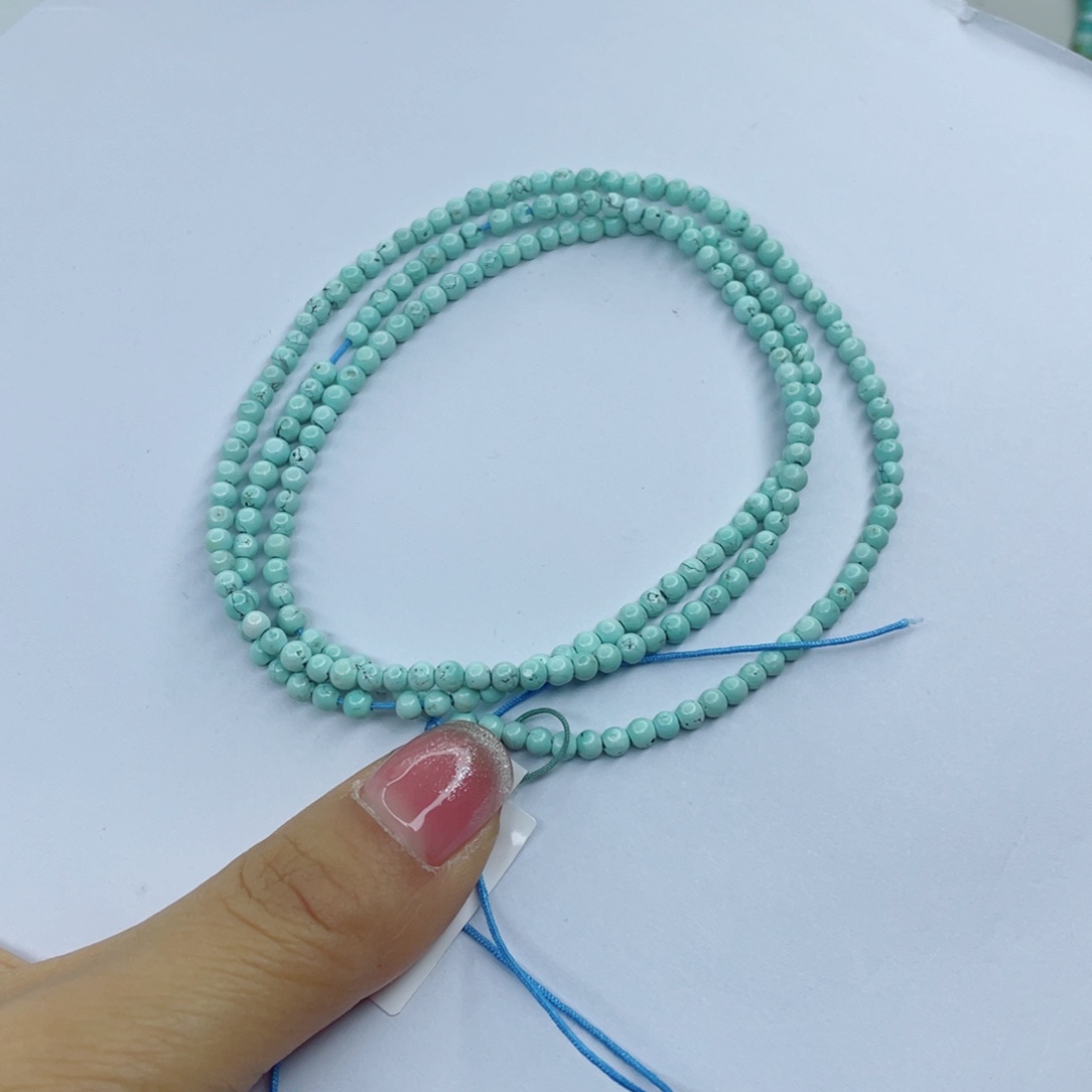绿松石颈饰未镶嵌