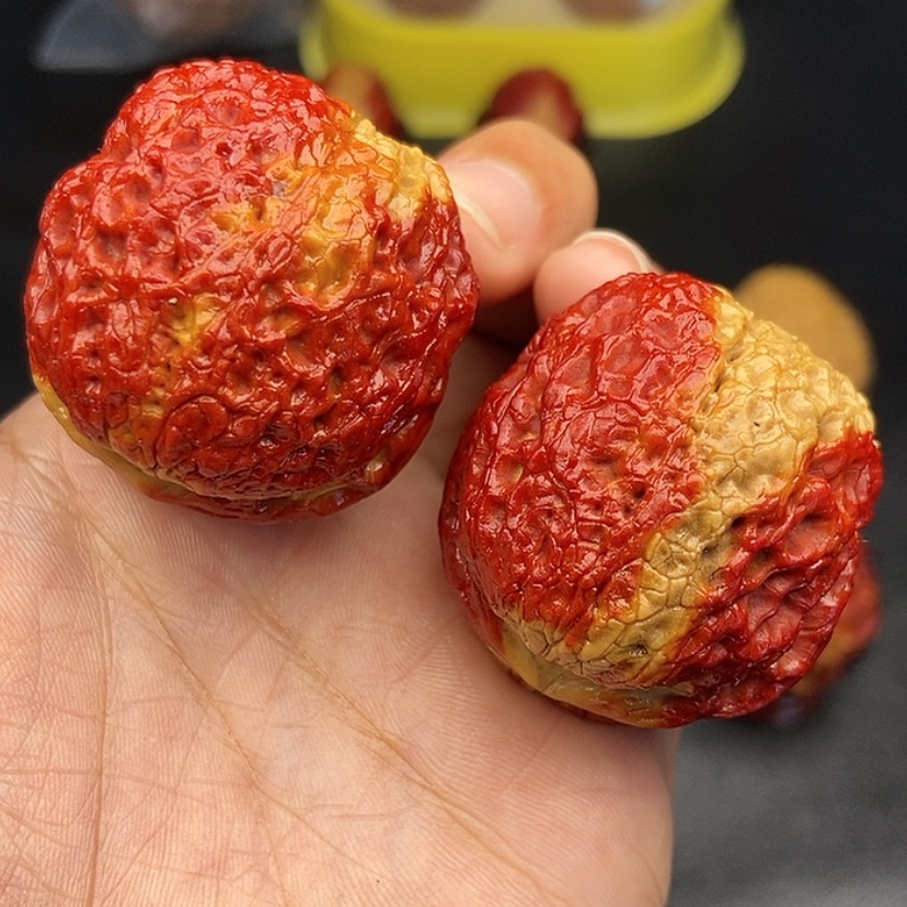 【闪购商品】把件文玩核桃42尺牡丹绣球56.7克