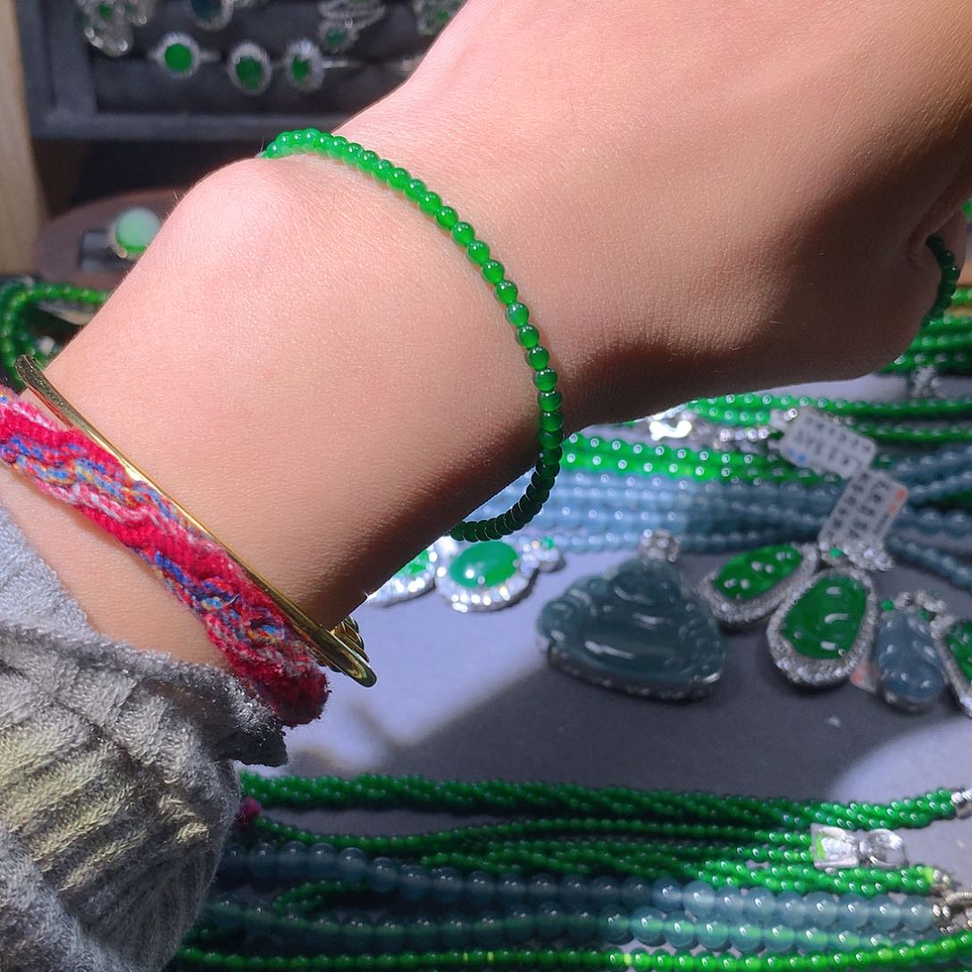 翡翠戒指未镶嵌天然翡翠