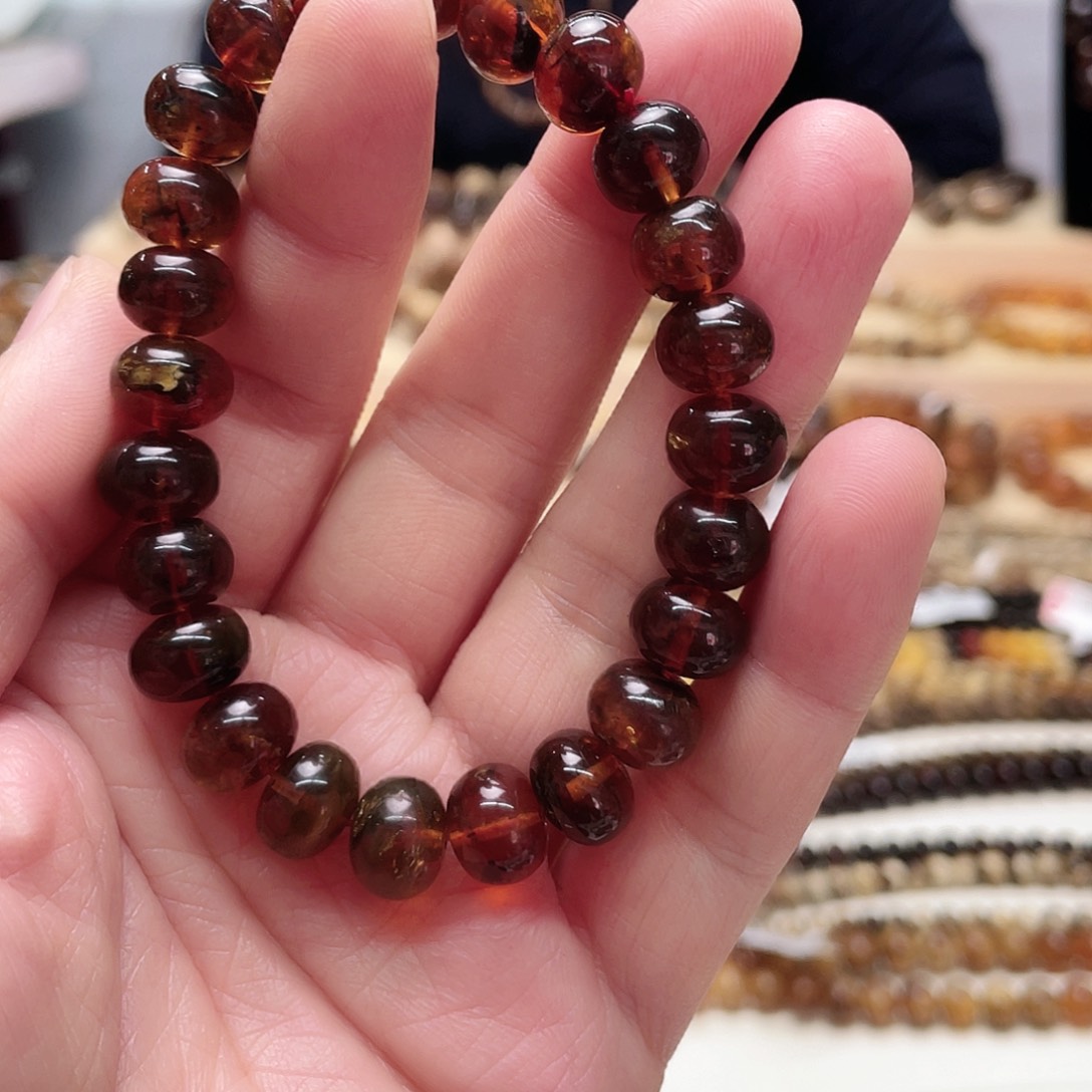 琥珀裸石未镶嵌十