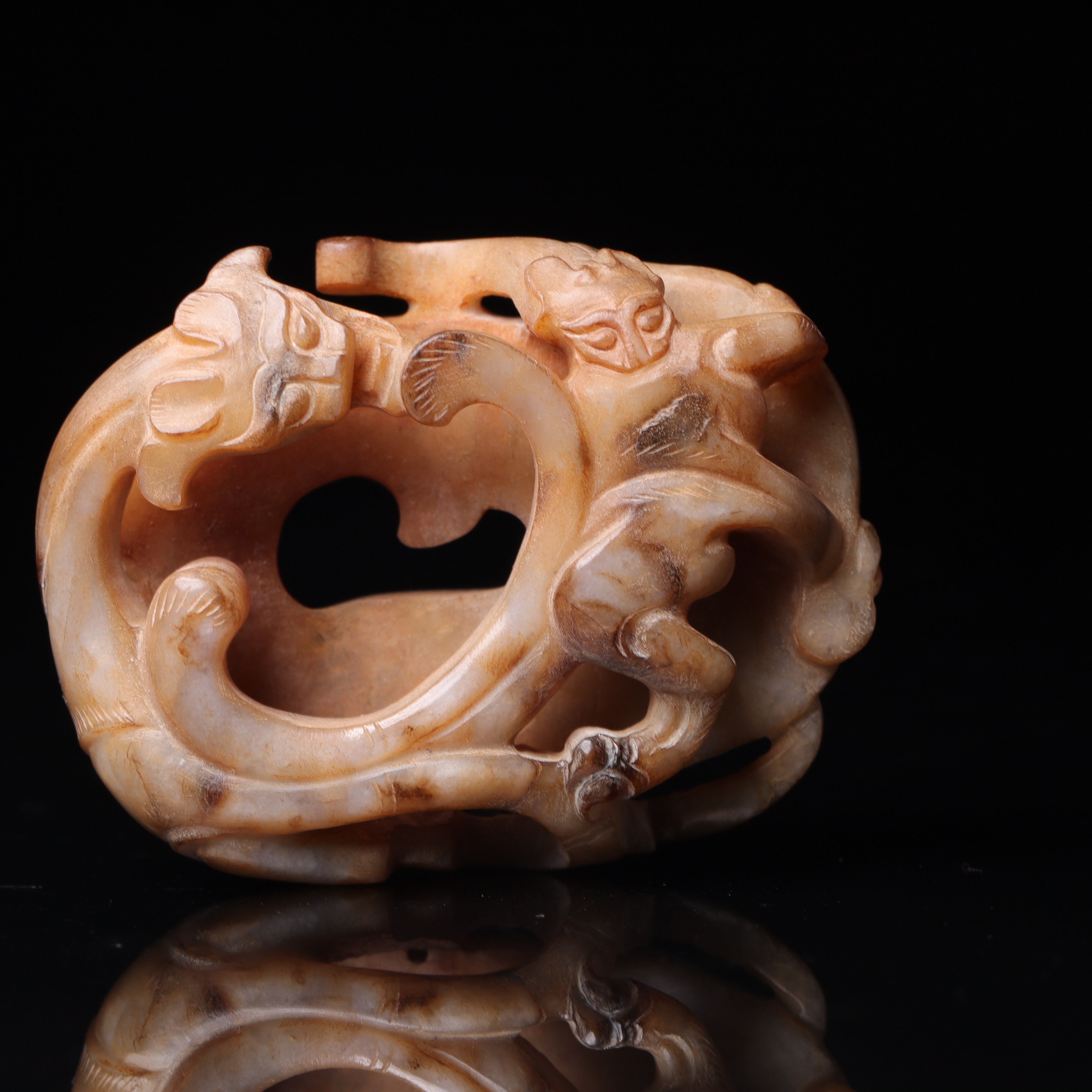 明代和田玉镂雕龙纹佩-CS