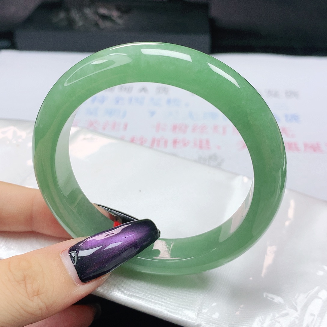 未镶嵌手镯翡翠翡翠56.5满绿满色菠菜绿正圈