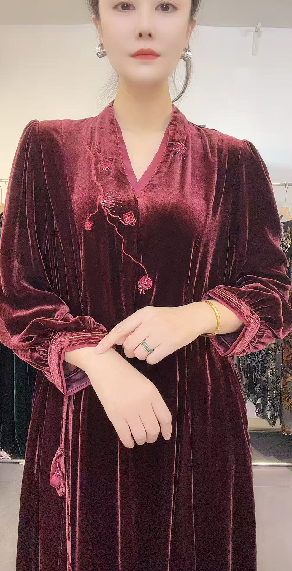 中老年桑蚕丝183裙子宽松大码女装时尚气质款