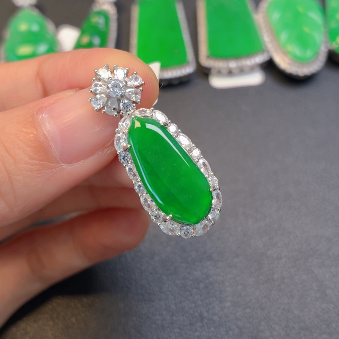 翡翠银S925镶嵌颈饰