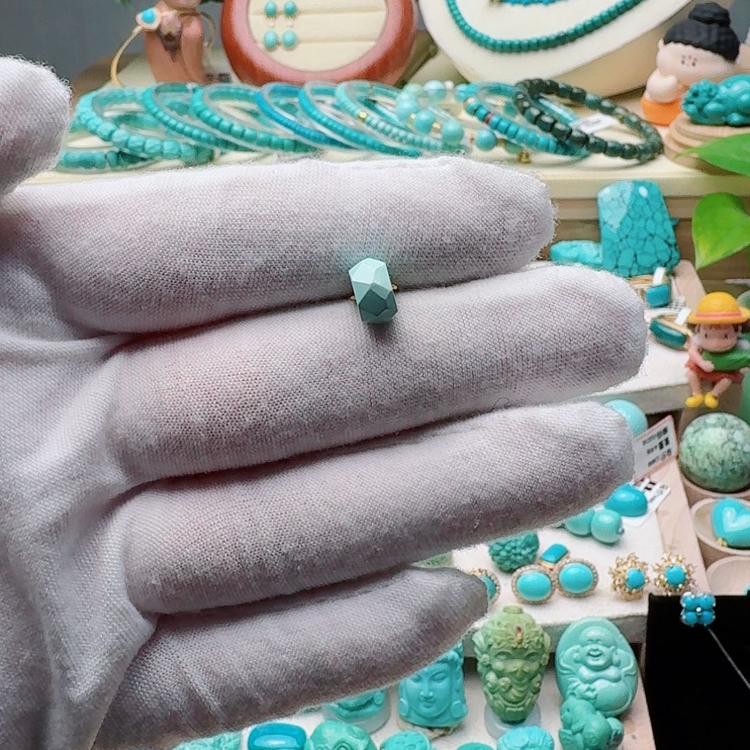 最***～绿松石未镶嵌珠宝奇石