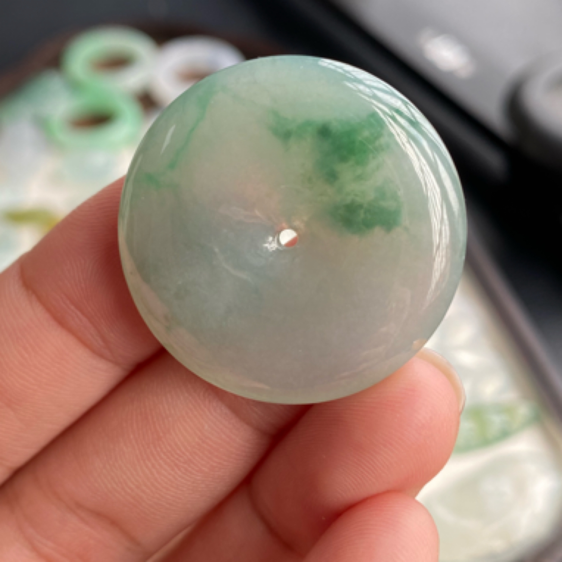 天然翡翠飘花大平安扣