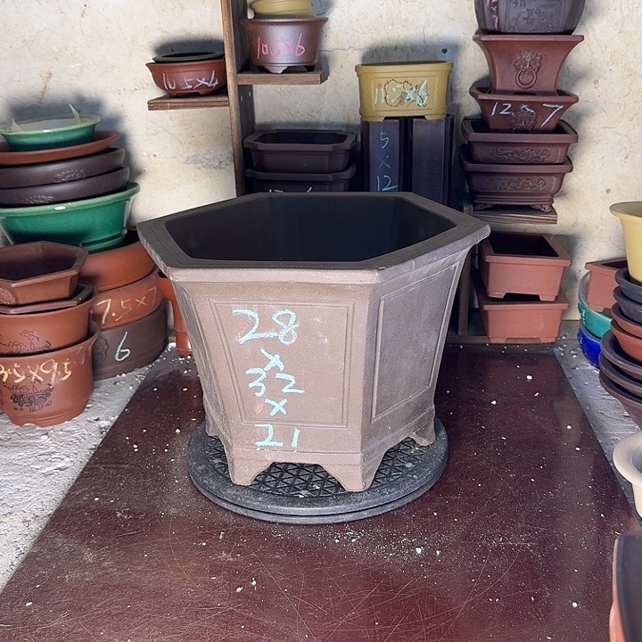 紫砂花盆，手工制作