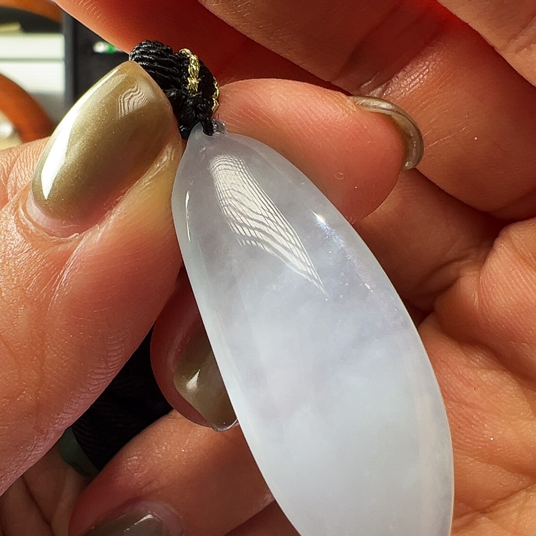 翡翠未镶嵌颈饰吊坠