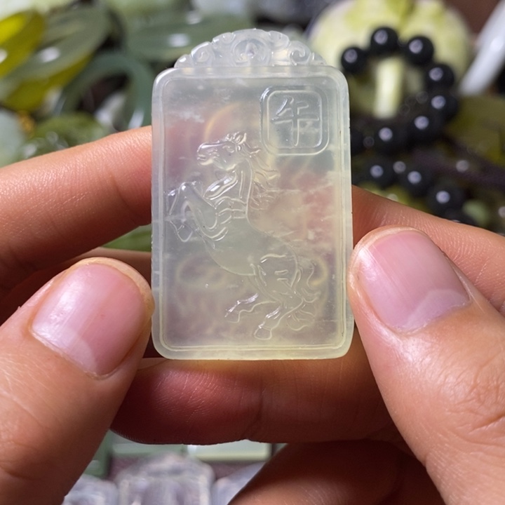 岫玉岫玉颈饰未镶嵌