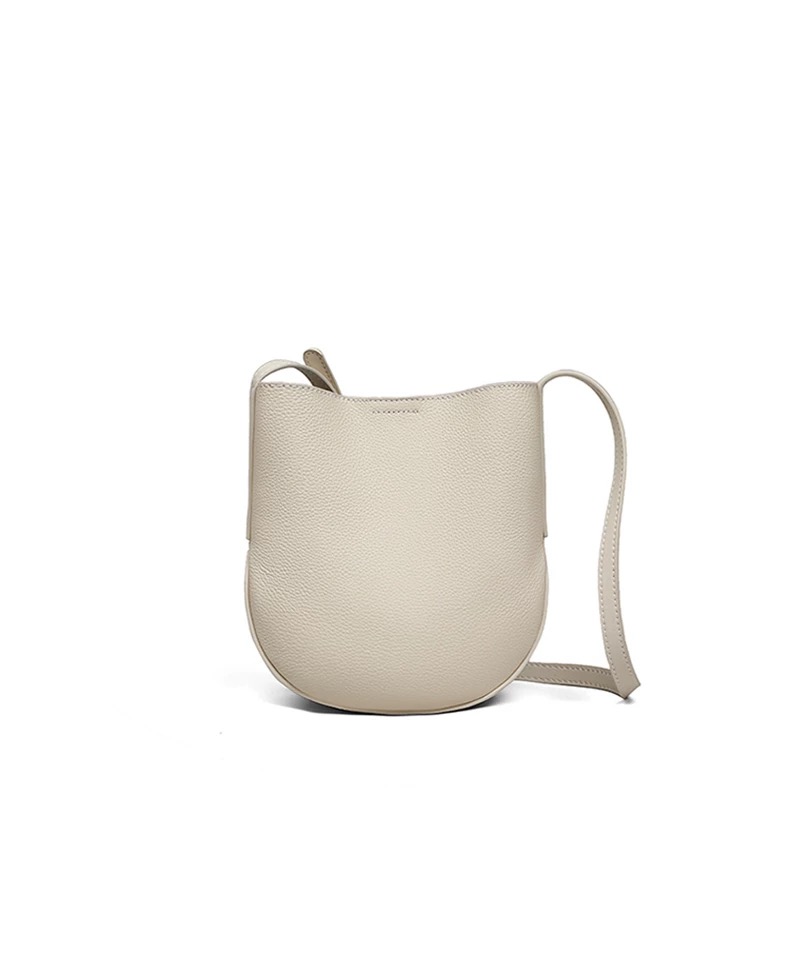 手机包包2025新款夏天真皮女包斜挎包小包单肩水桶包马鞍包