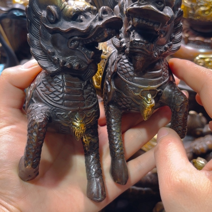 铜器摆件收收藏藏