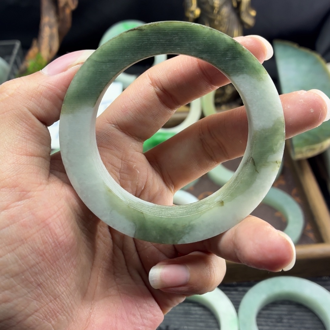 定制翡翠未镶嵌缅甸翡翠A货手镯毛胚定制