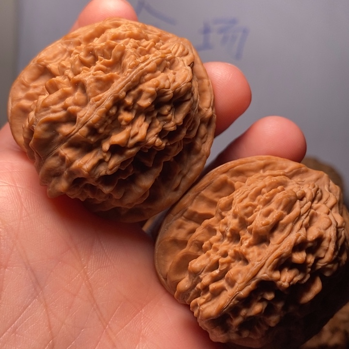 郭***郭吊坠文玩核桃四座楼