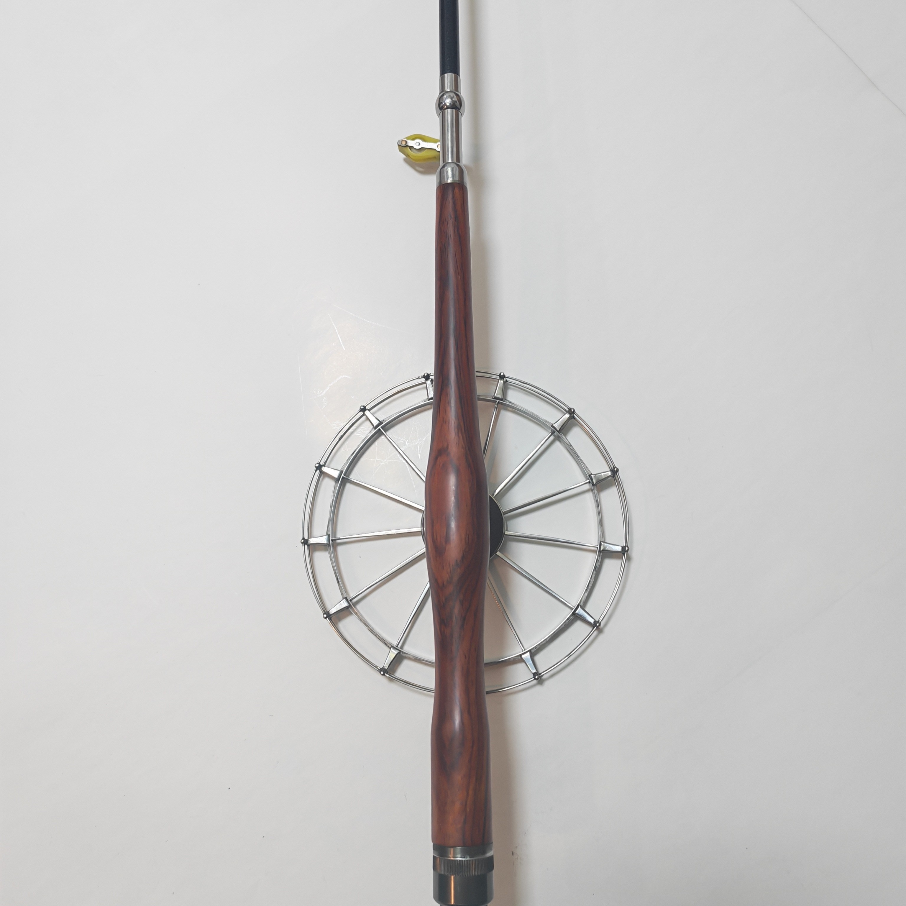 不锈钢盘红木手把收缩杆盘车钓