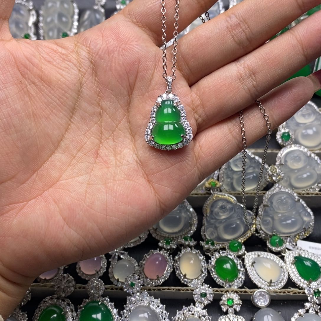 玛瑙/玉髓颈饰合金