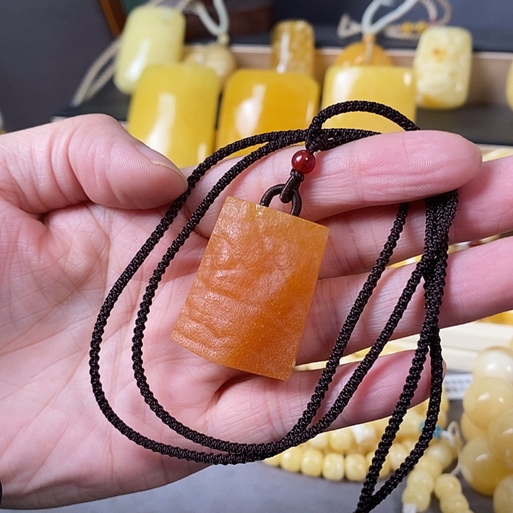 琥珀未镶嵌裸石原石