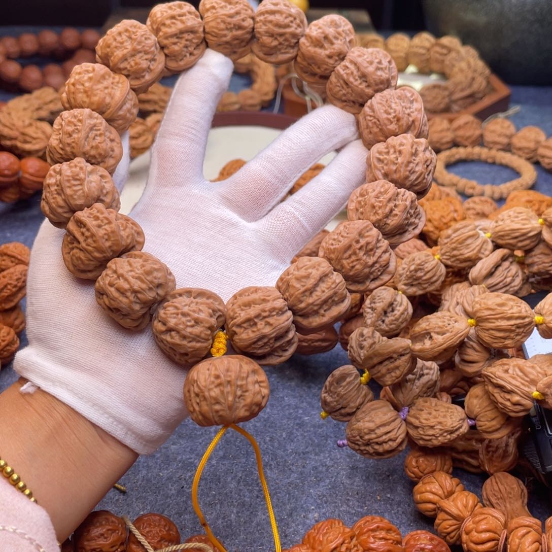 ꧁***꧂文玩核桃手串核桃