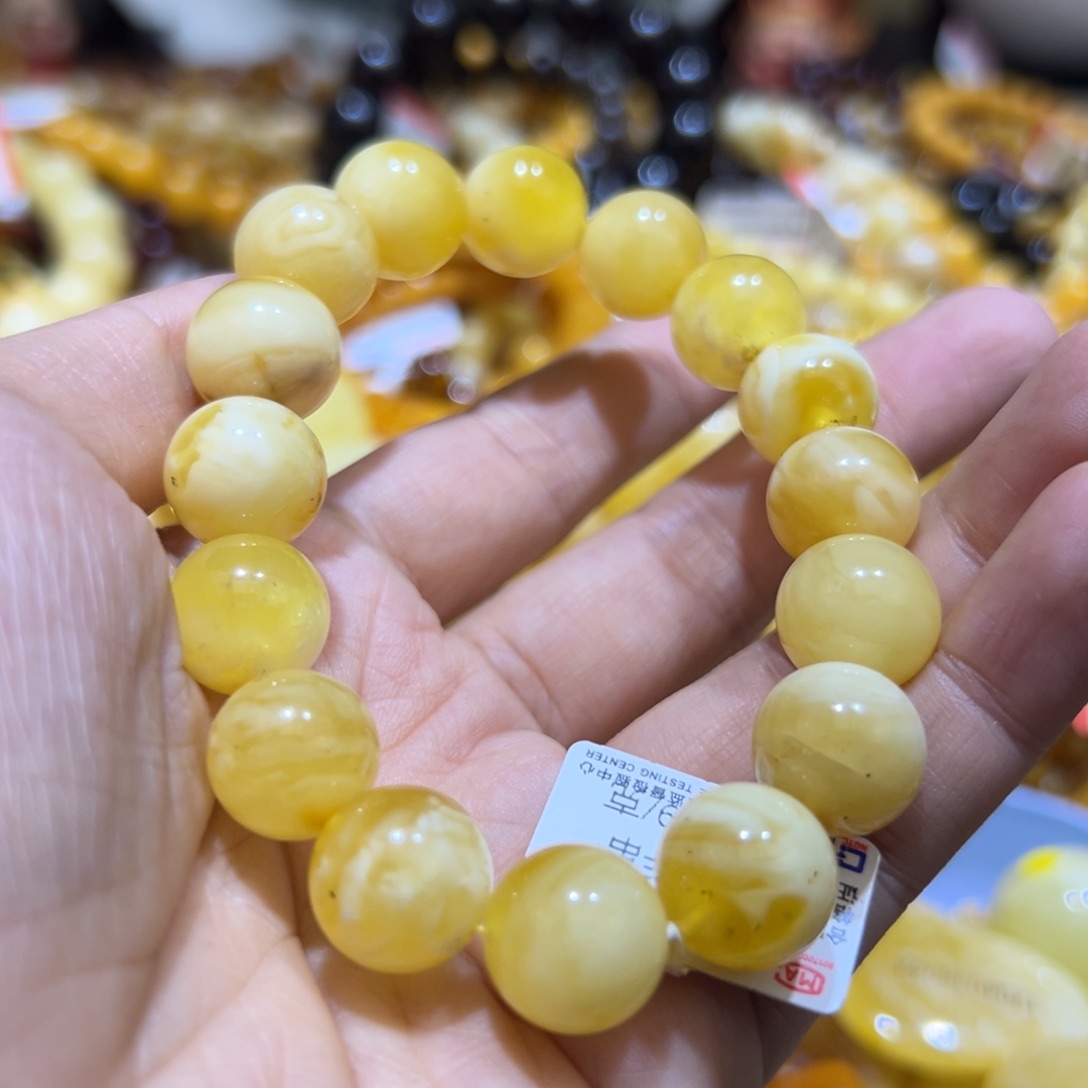 琥珀珠宝奇石未镶嵌