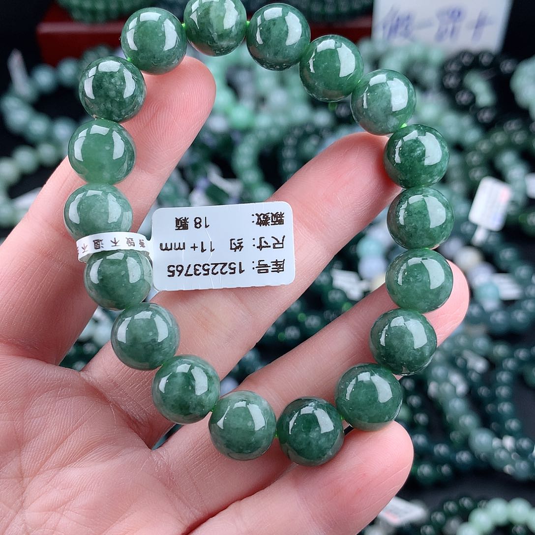 翡翠毛衣链未镶嵌