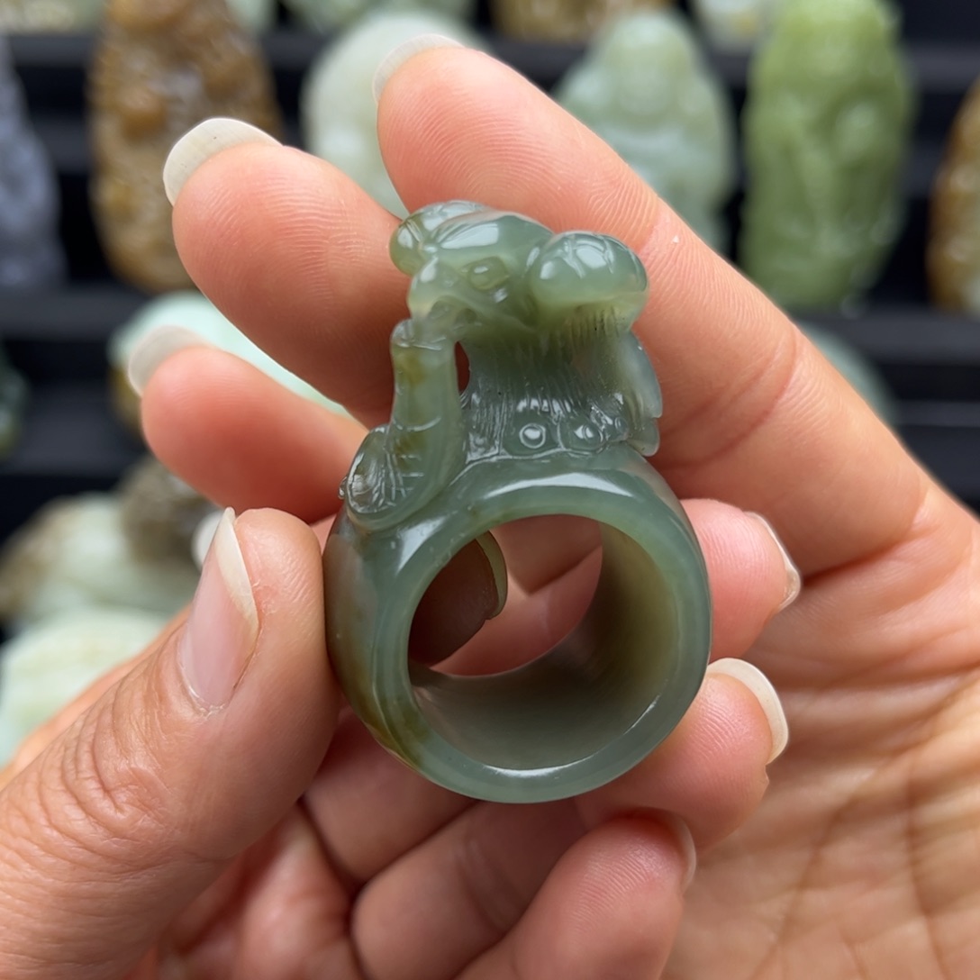 和田玉把件未镶嵌