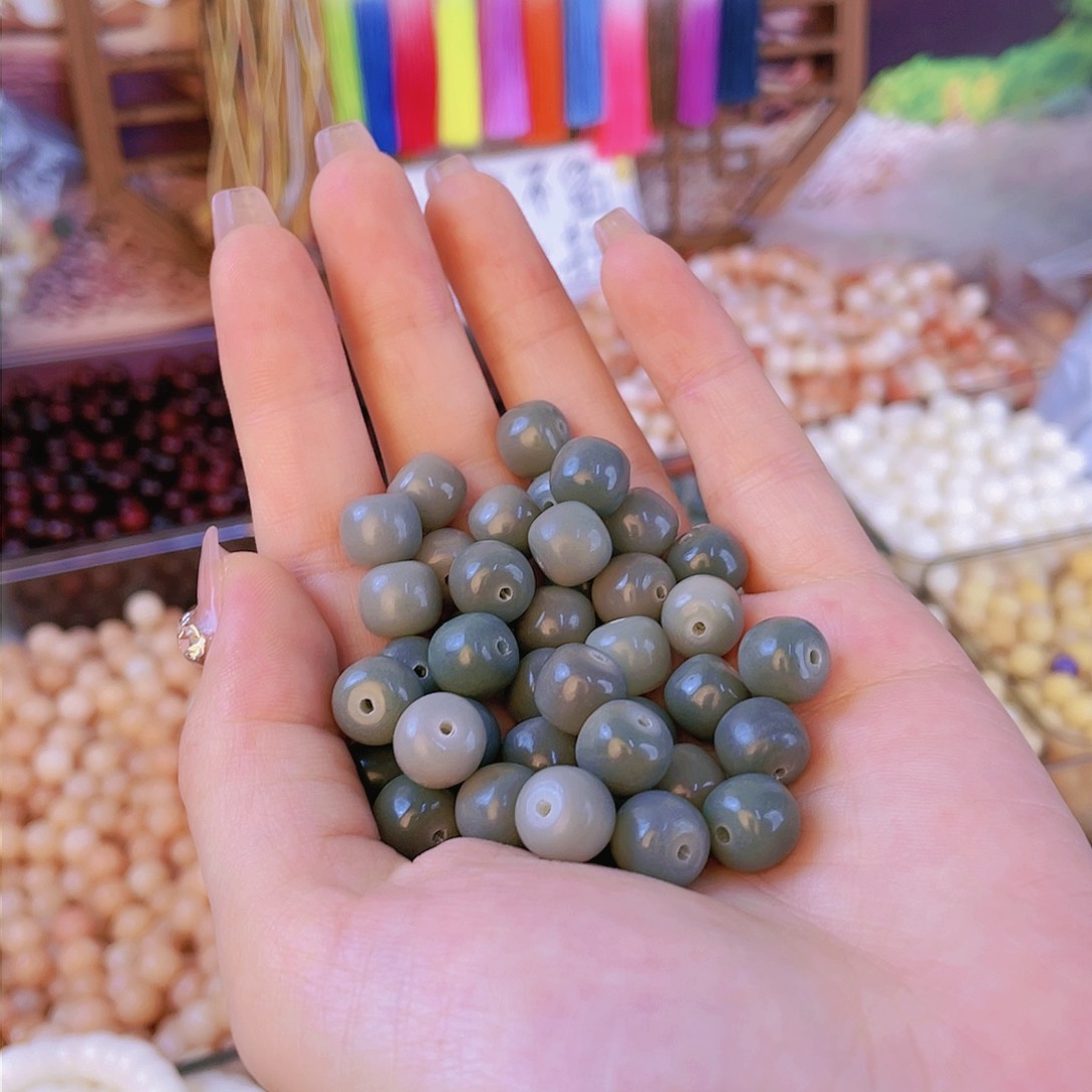 白玉菩提吊坠110颗 9*10海盐奶奶灰