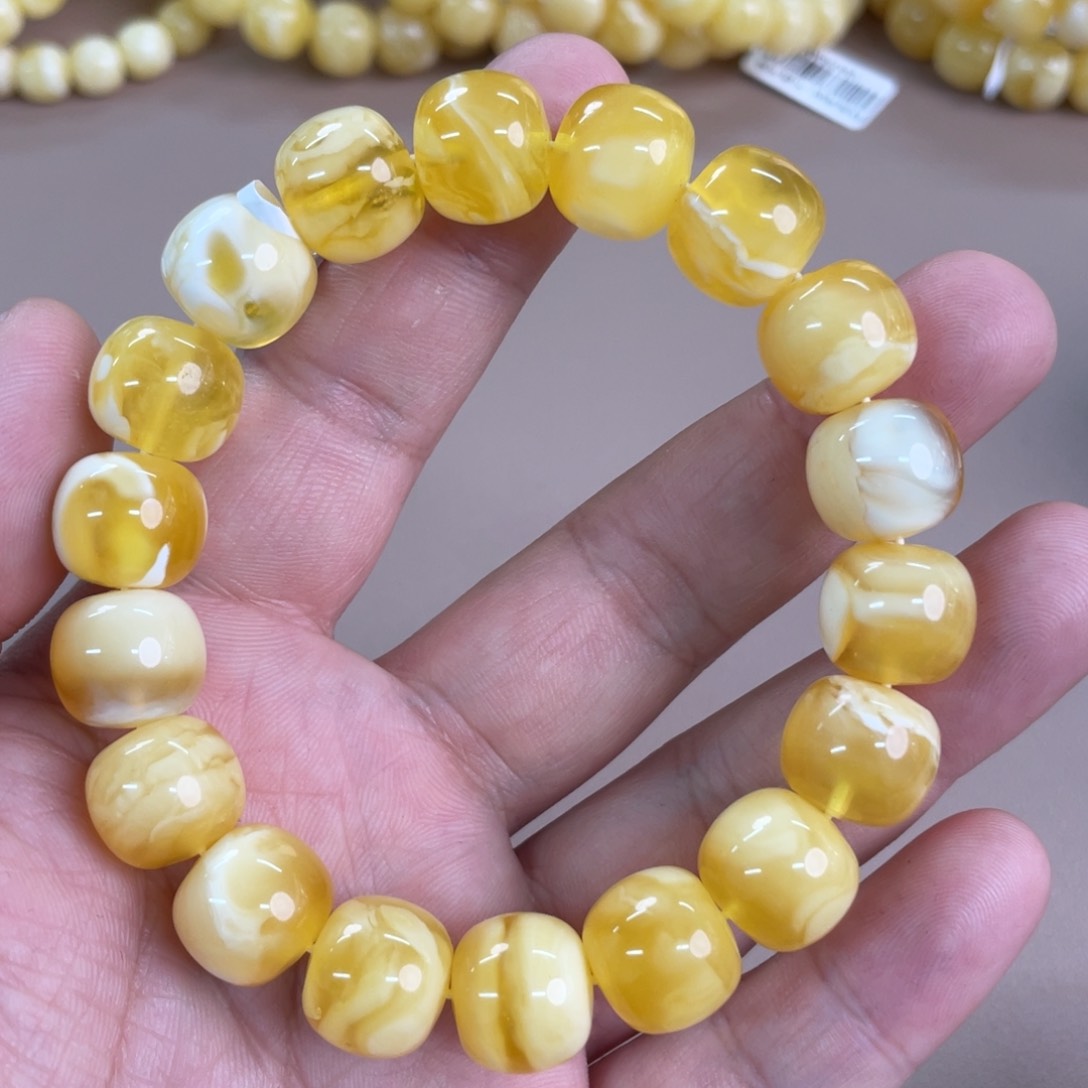 琥珀裸石未镶嵌035000000000