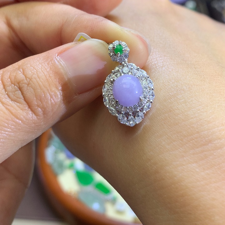 翡翠颈饰银S925镶嵌翡翠吊坠