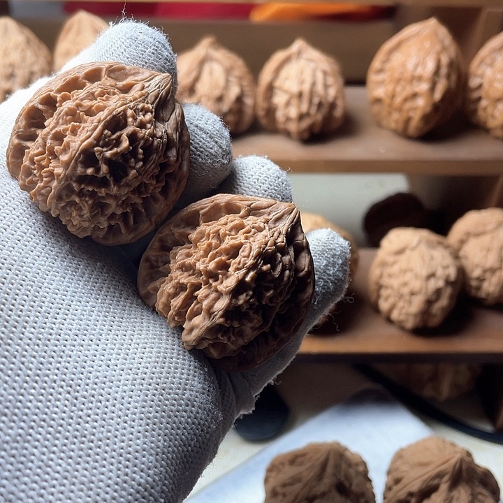 吊坠文玩核桃满天星狮子头36