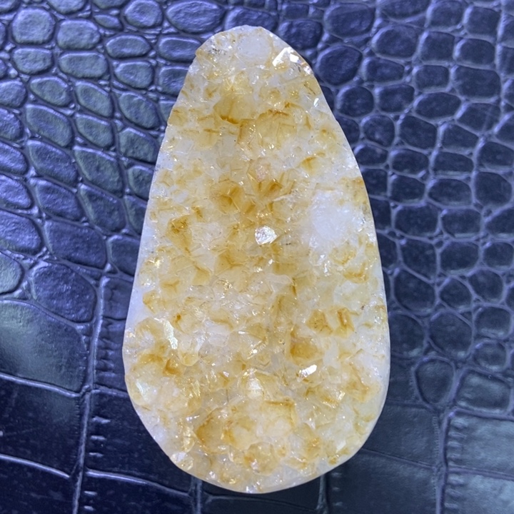 水晶恐龙蛋未镶嵌