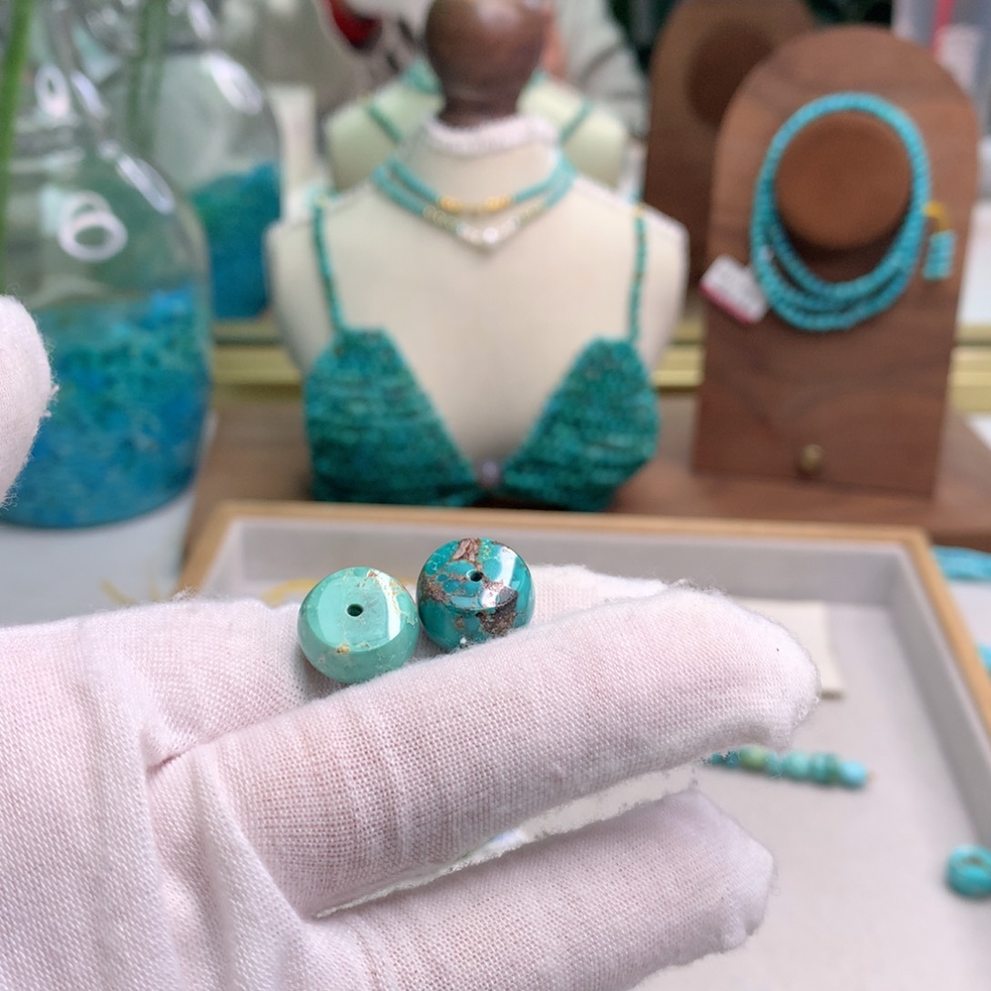 绿松石未镶嵌饰品