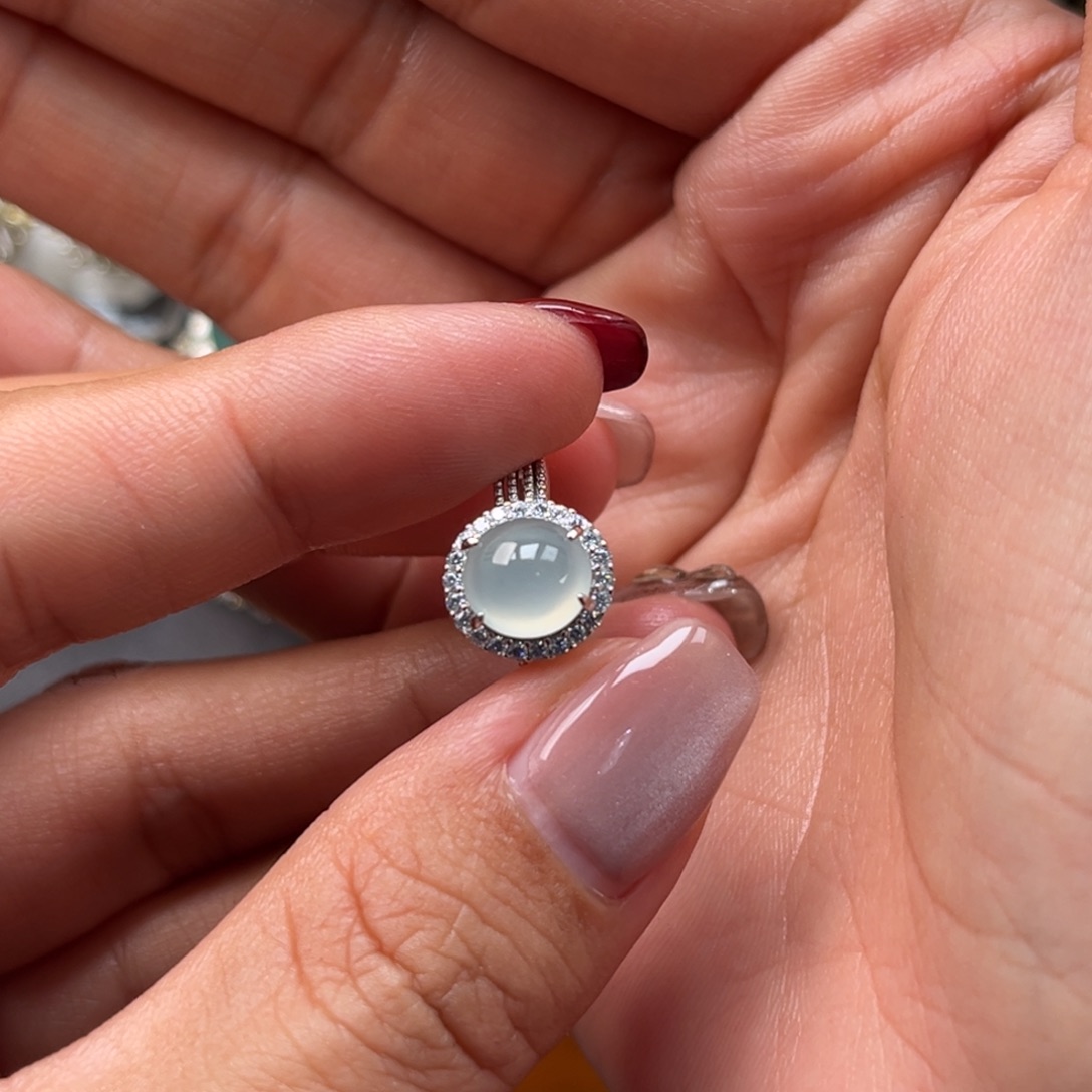 翡翠戒指银S925镶嵌缅甸翡翠天然缅甸翡翠