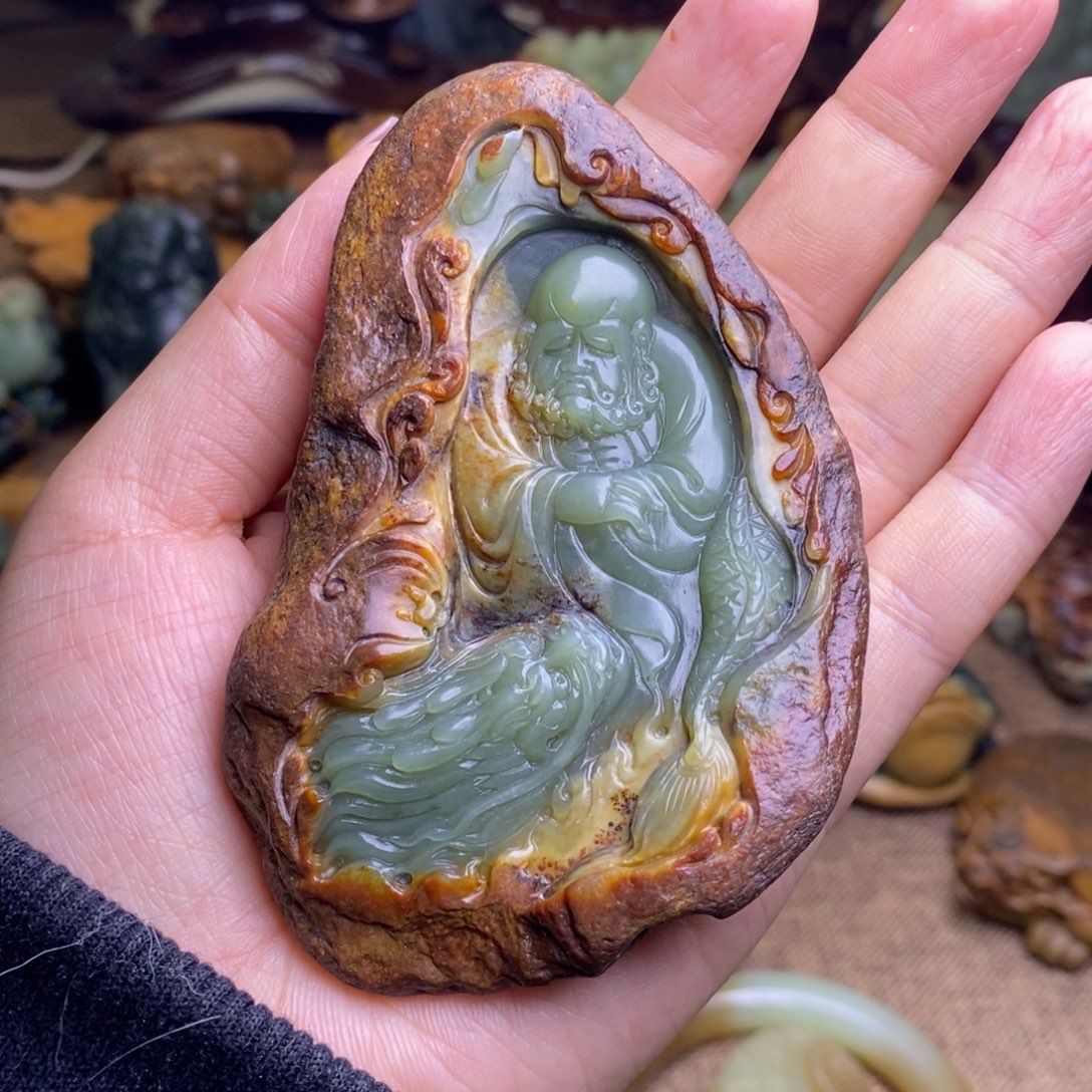 K***n岫岩河磨玉（透闪石质玉）未镶嵌把件