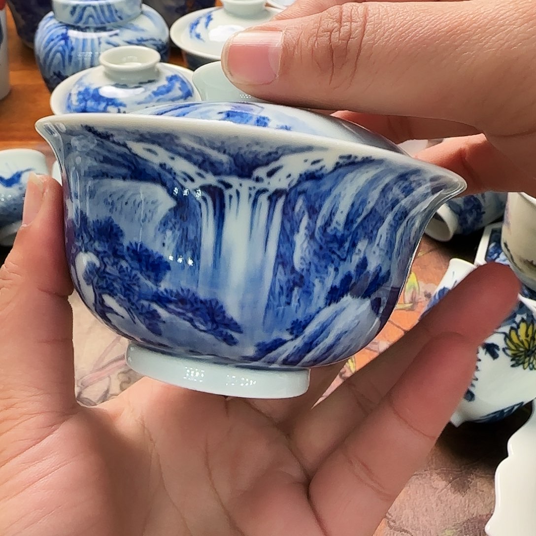 哦张玲玲手绘山水盖碗