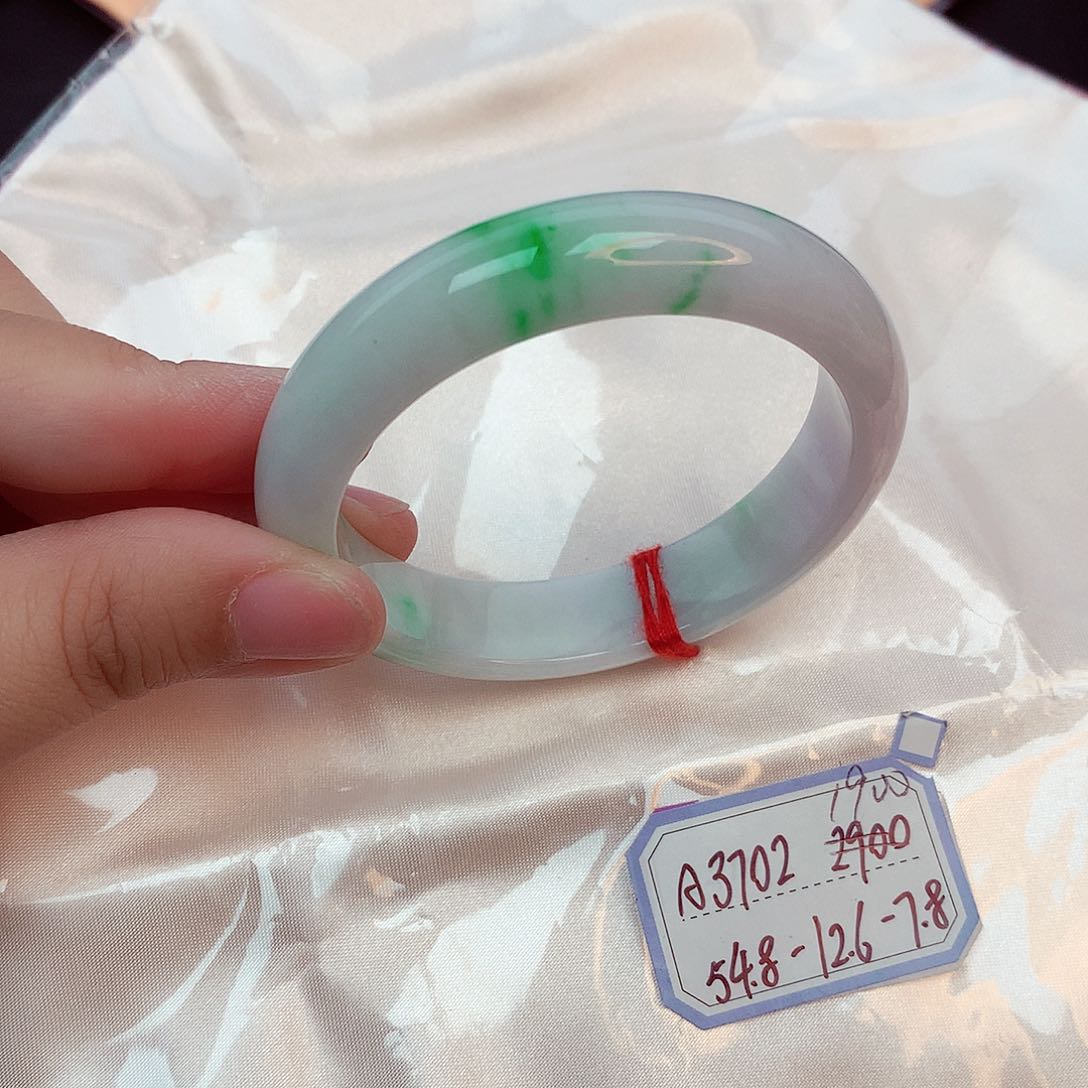 翡翠手镯未镶嵌天然缅甸翡翠A货