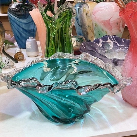 琉璃花瓶高15厘米口径38厘米