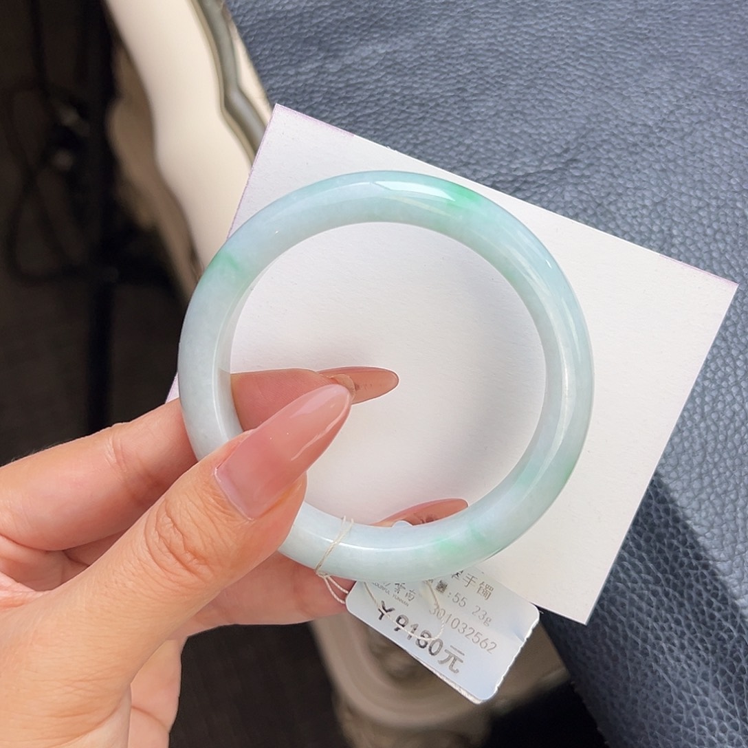 翡翠手镯未镶嵌56白底青