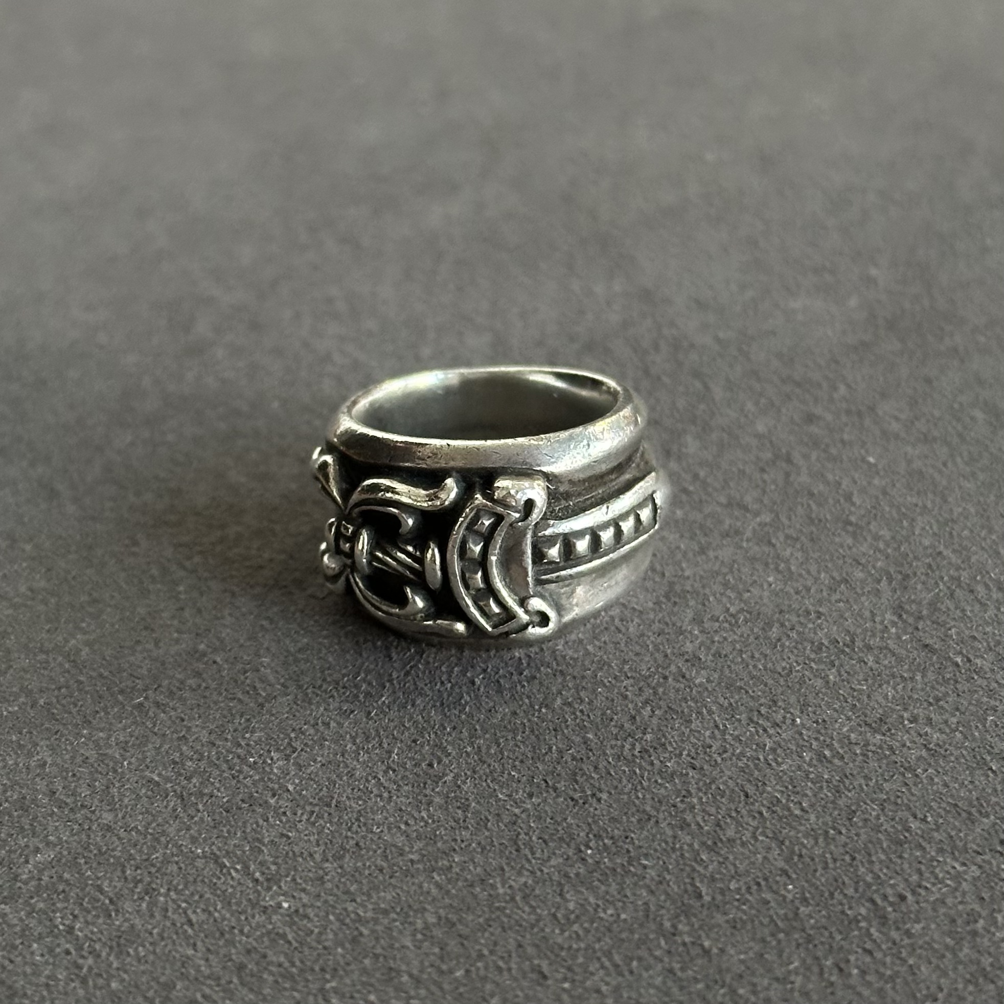 925银银制品 CH【全新】 全银宝剑宽版戒指 (US 4.5)