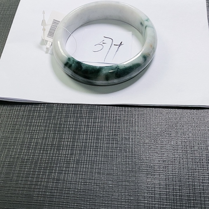【闪购商品】未镶嵌手镯翡翠