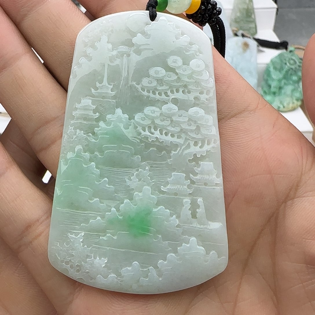 翡翠未镶嵌颈饰Z*.翡翠