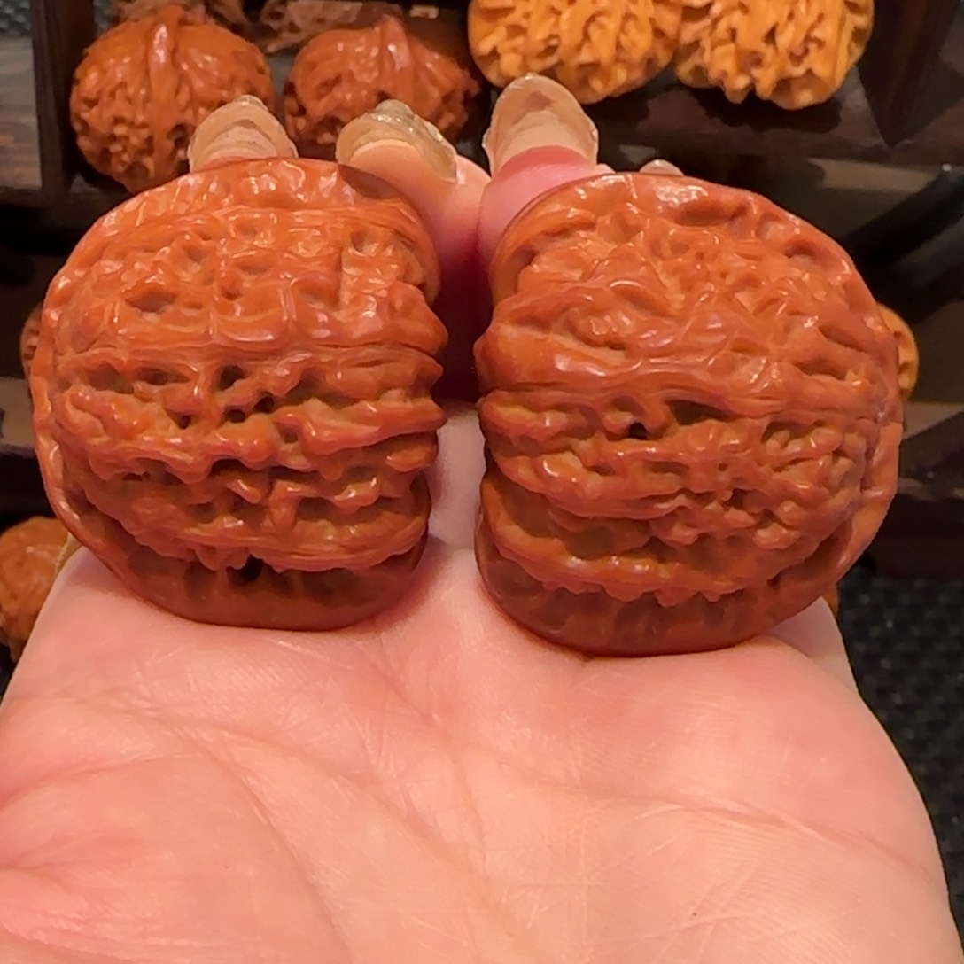 桃核吊坠白狮子38精品1225