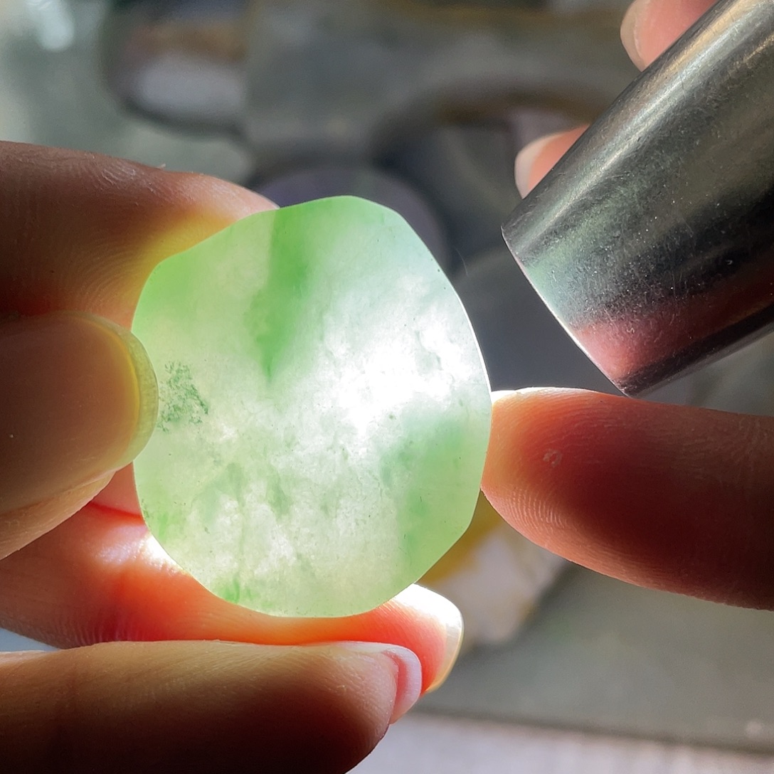 翡翠未镶嵌颈饰翡翠